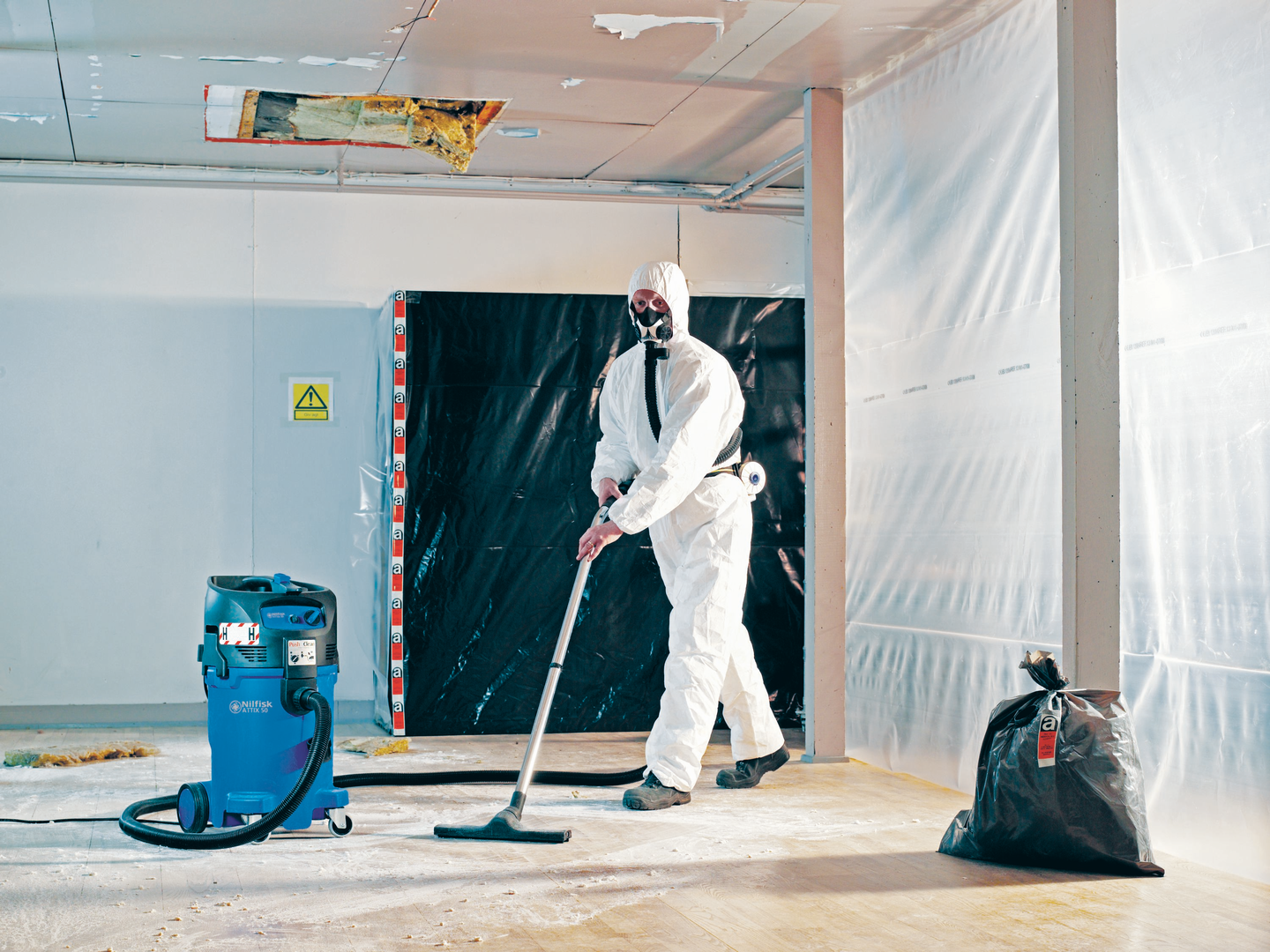 Märkä-kuivaimuri Nilfisk Attix 50-0H PC H-luokka