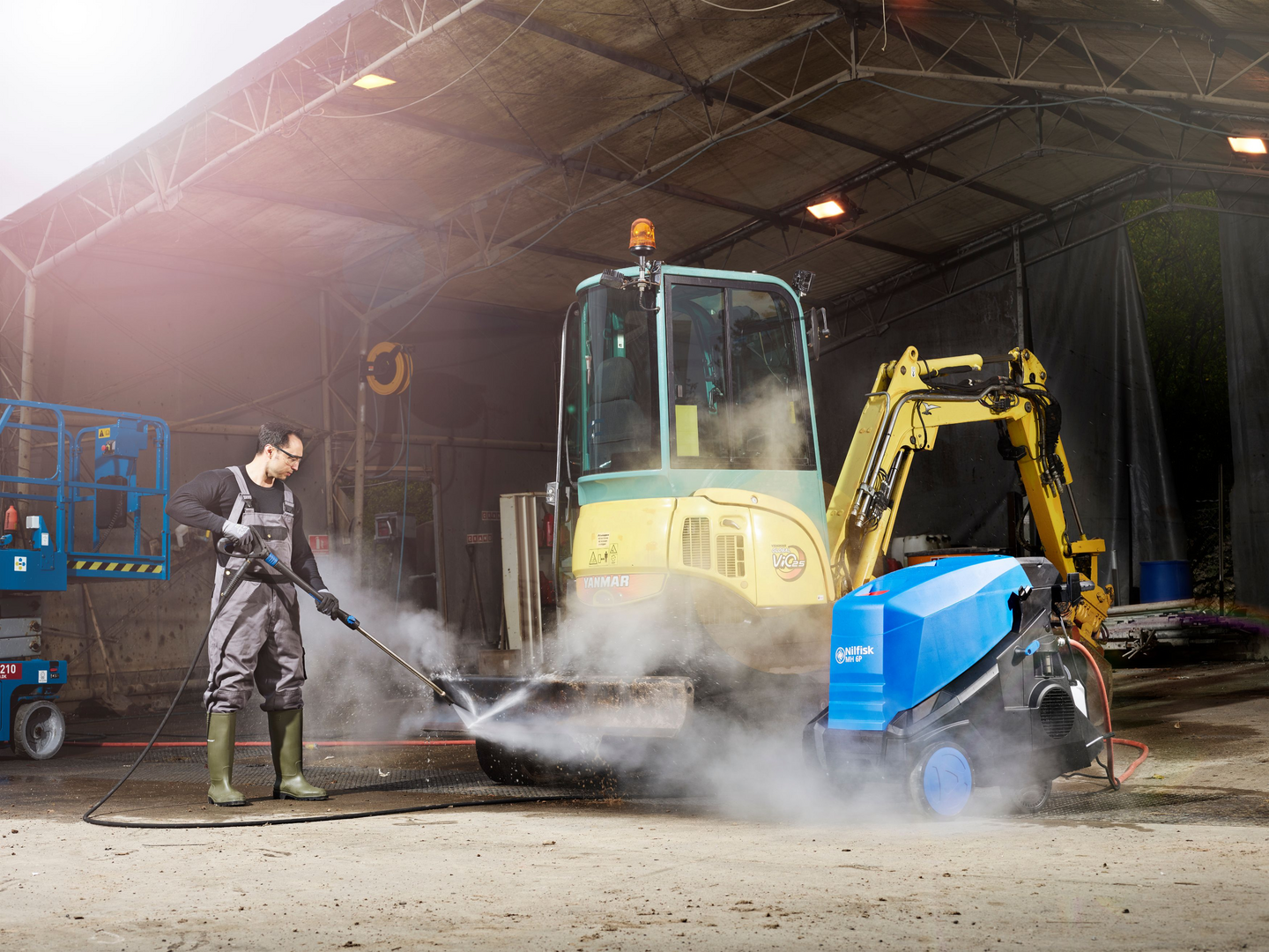 Kuumavesipesuri Nilfisk MH 6P-200/1300 FAX