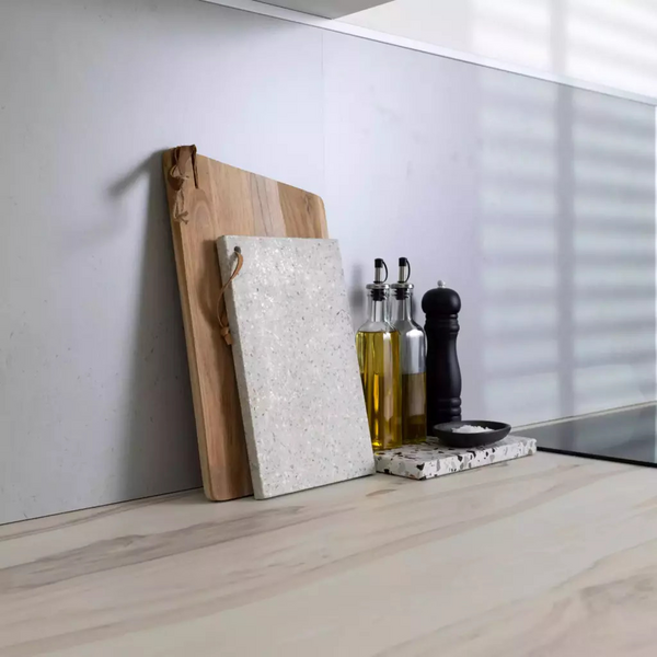 BÄNKSKIVA HICKORY 610X3000X28 LAMINAT 4106-EM