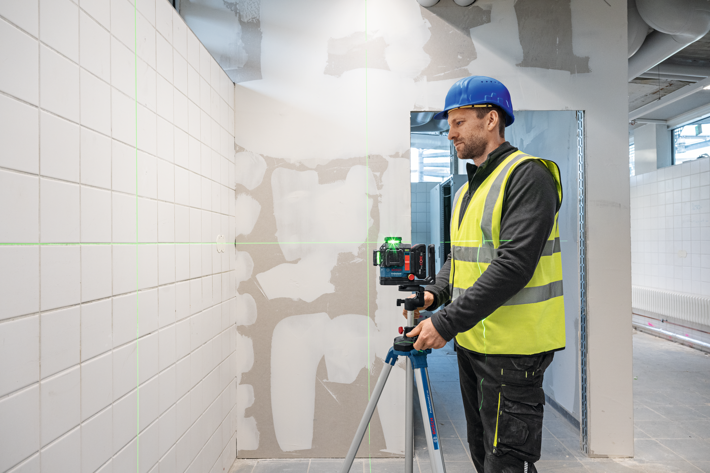 LINJELASER BOSCH GRÖN 18V-120-33, CG/DK20/4AH