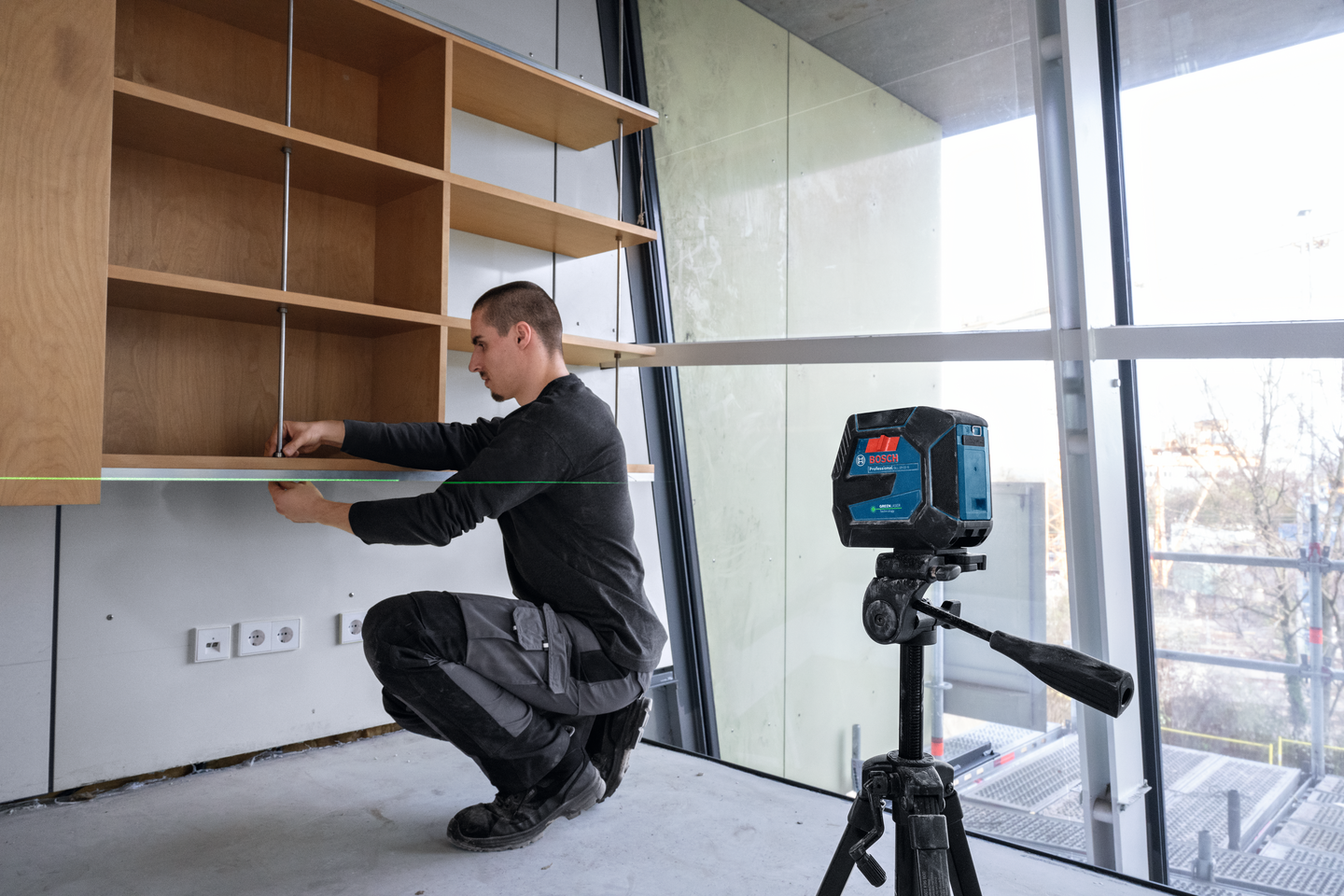 Linjalaser Bosch GLL 20-22 G 4x1,5V AA + tasku