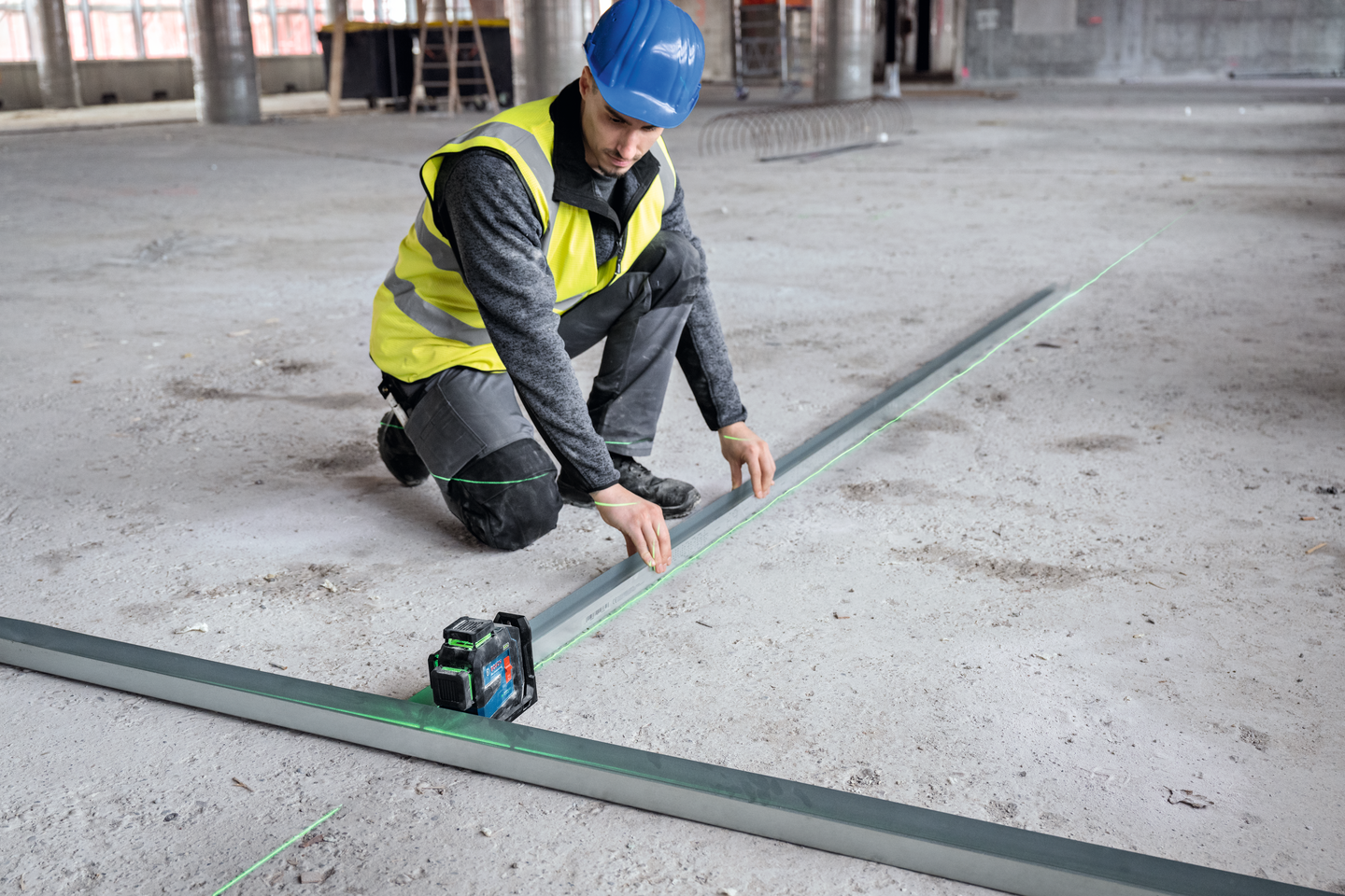 LINJELASER BOSCH GRÖN GLL 80-33 G/LI