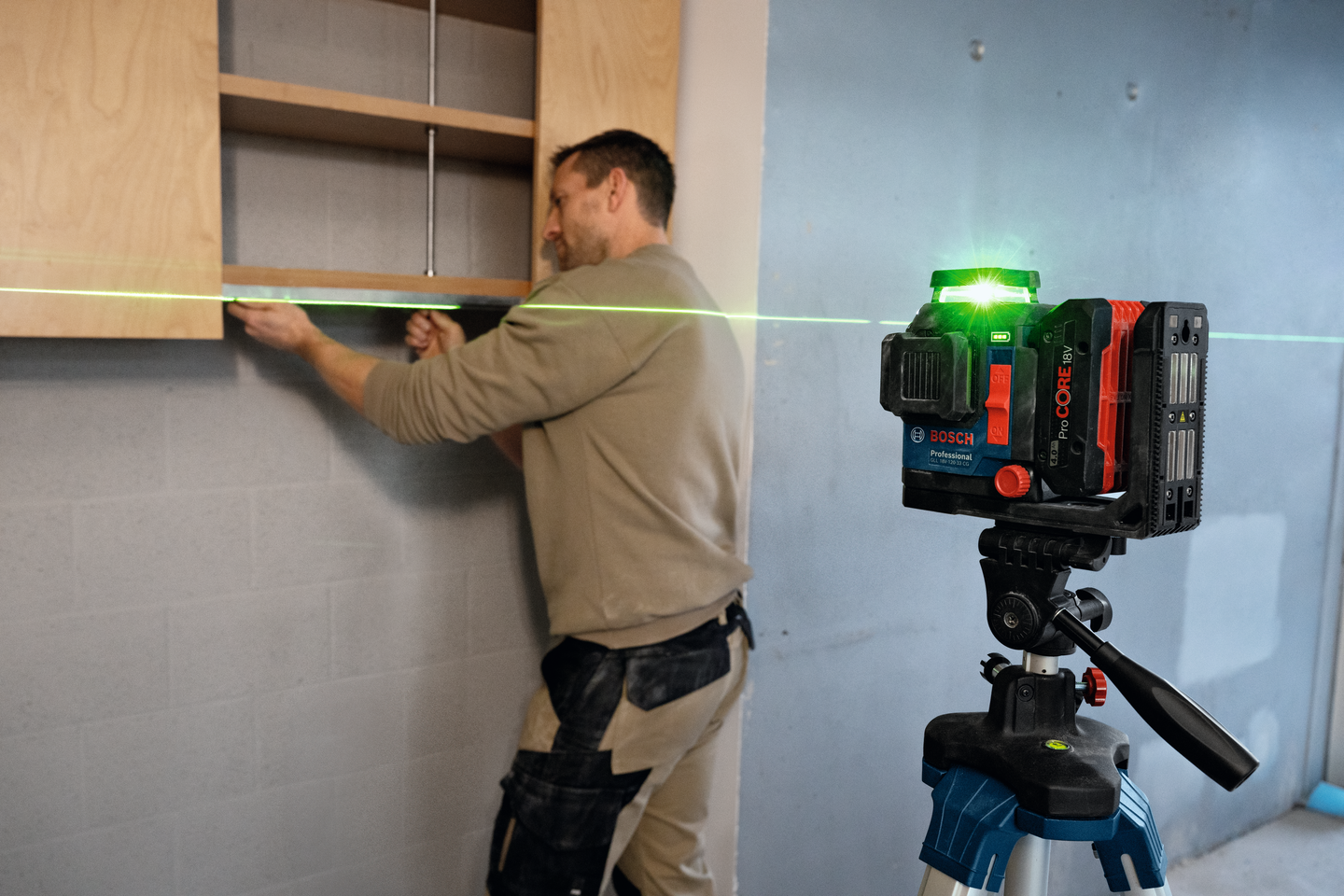 LINJELASER BOSCH GRÖN 18V-120-33, CG/DK20/4AH