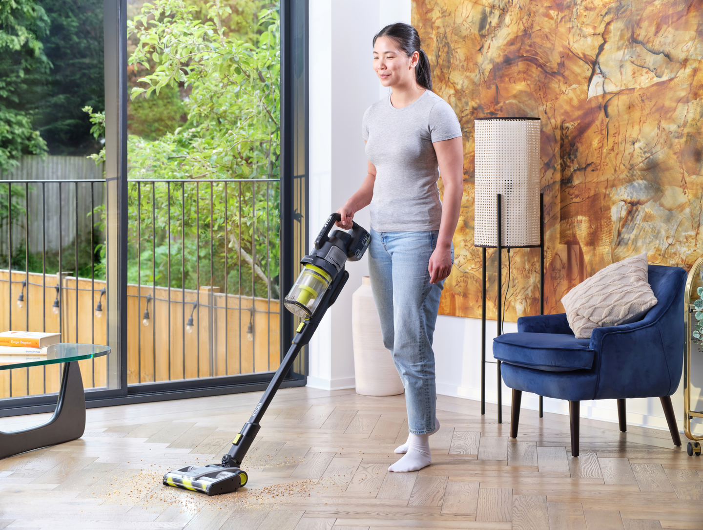 Varsi-imuri Ryobi RASV18BL-0 18V ONE+ hiiliharjaton moottori ei akkua mukana