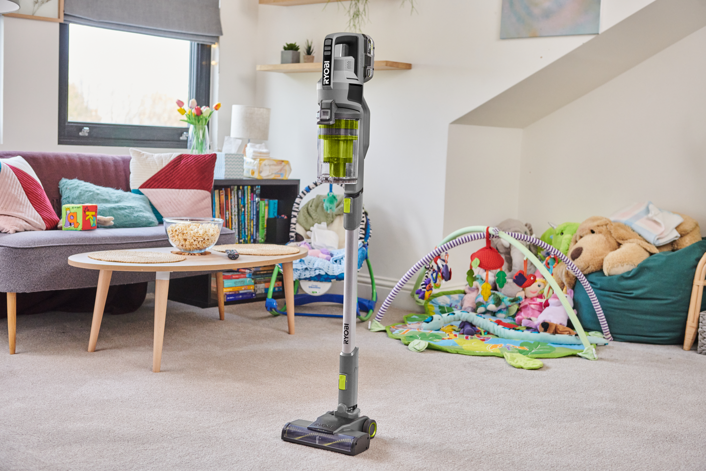 Varsi-imuri Ryobi RSVS18-0 18V ONE+ ei akkua mukana