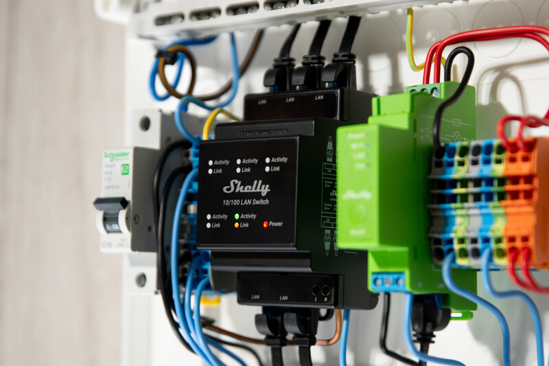 Ethernet-kytkin Shelly Lan Switch