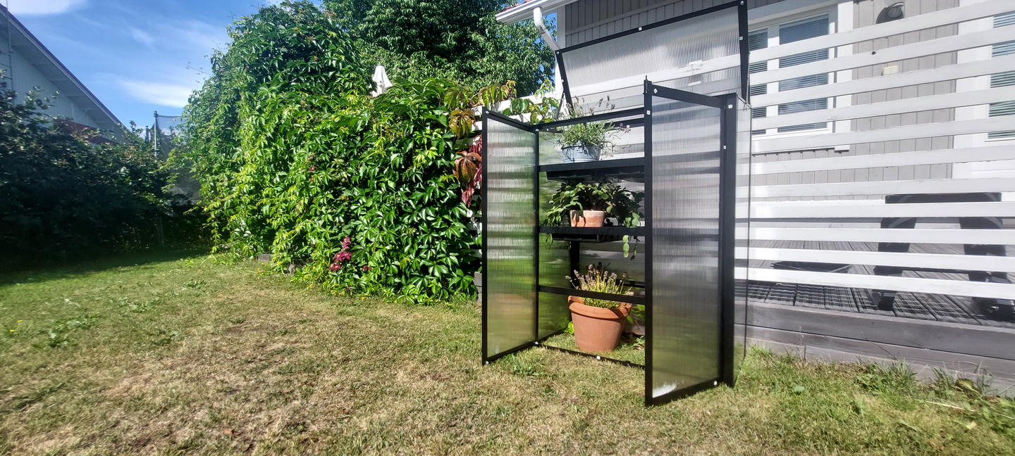 Parvekekasvihuone Goodiy musta