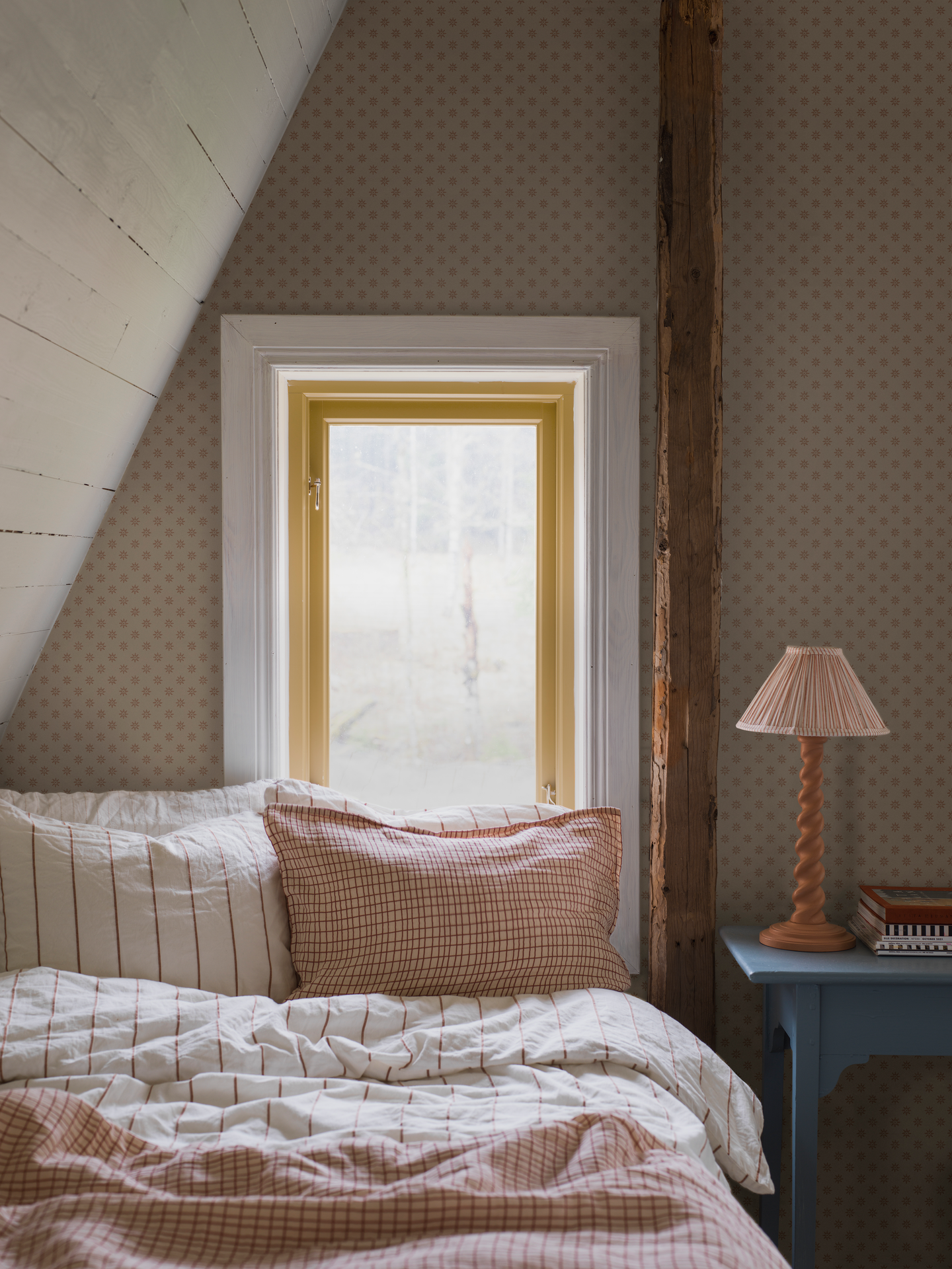 Kuitutapetti Boråstapeter Nordic Folk 5806 Skogsstjärna 10,05m