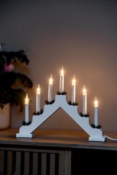 A-kynttelikkö Airam Aina 7-os. valkoinen