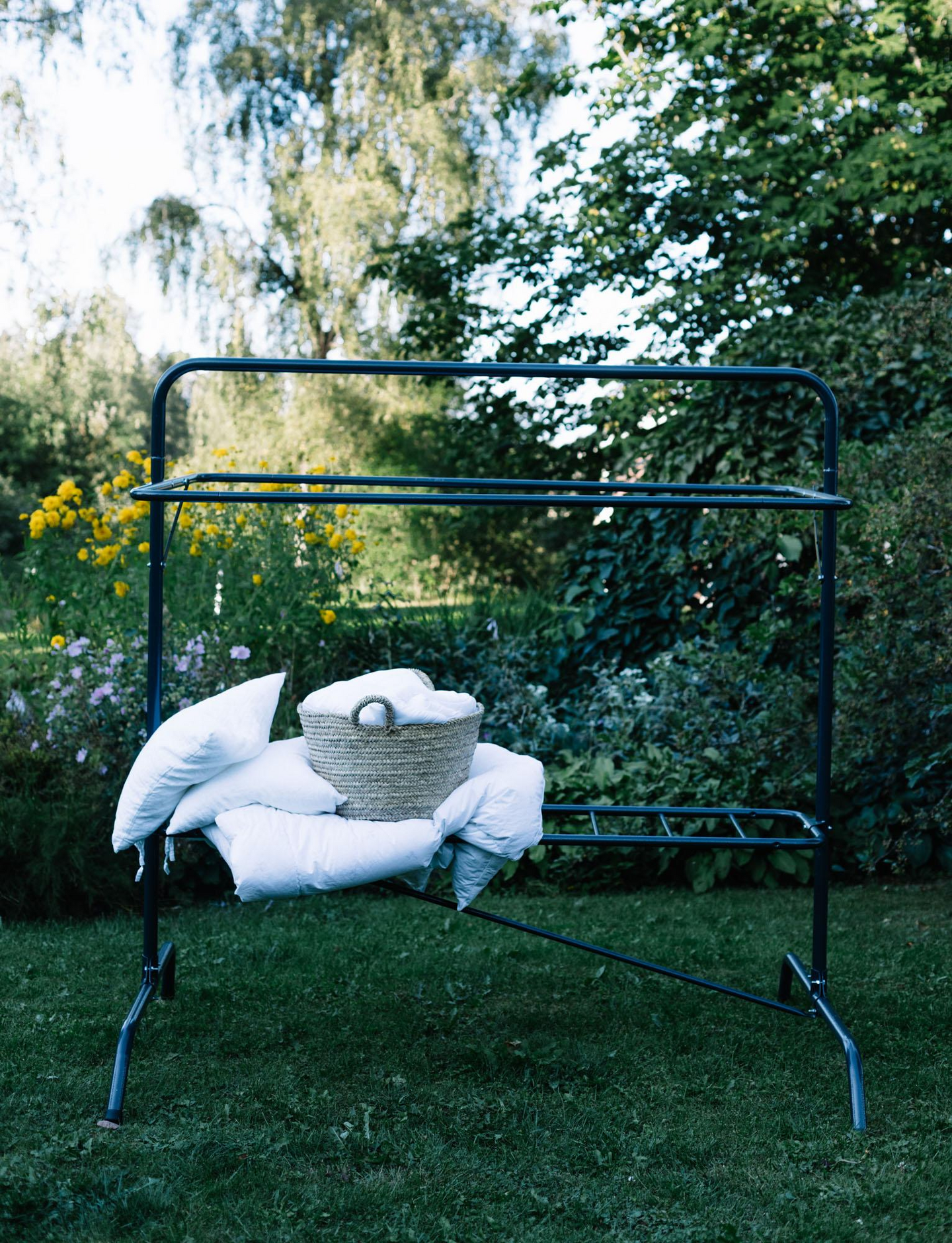 Tuuletusteline Varax musta