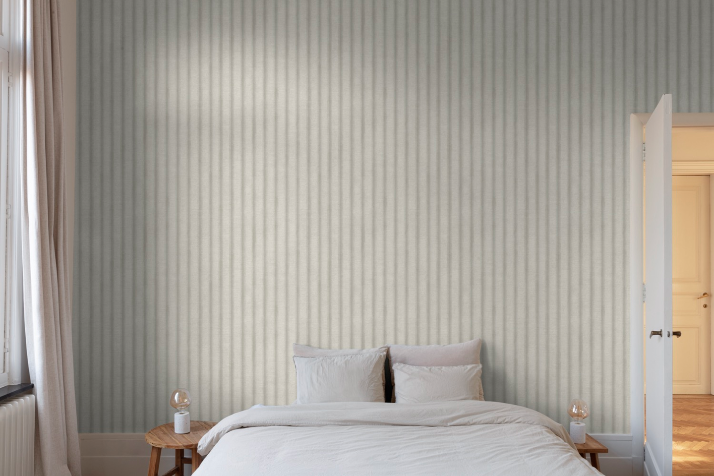 Vinyylitapetti Grandeco Icon IC4102 Gilded Stripe 10,05m