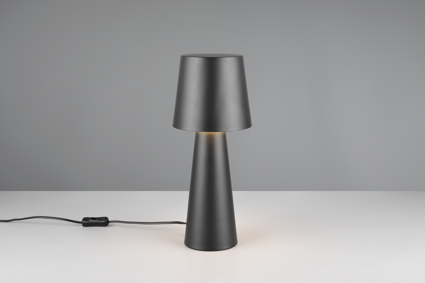 Pöytävalaisin TRIO Nubian E27 mattamusta