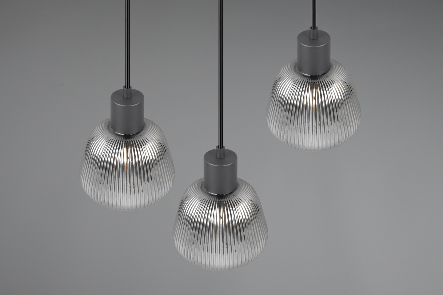 Riippuvalaisin TRIO Tarifa E27 3-osainen mattamusta