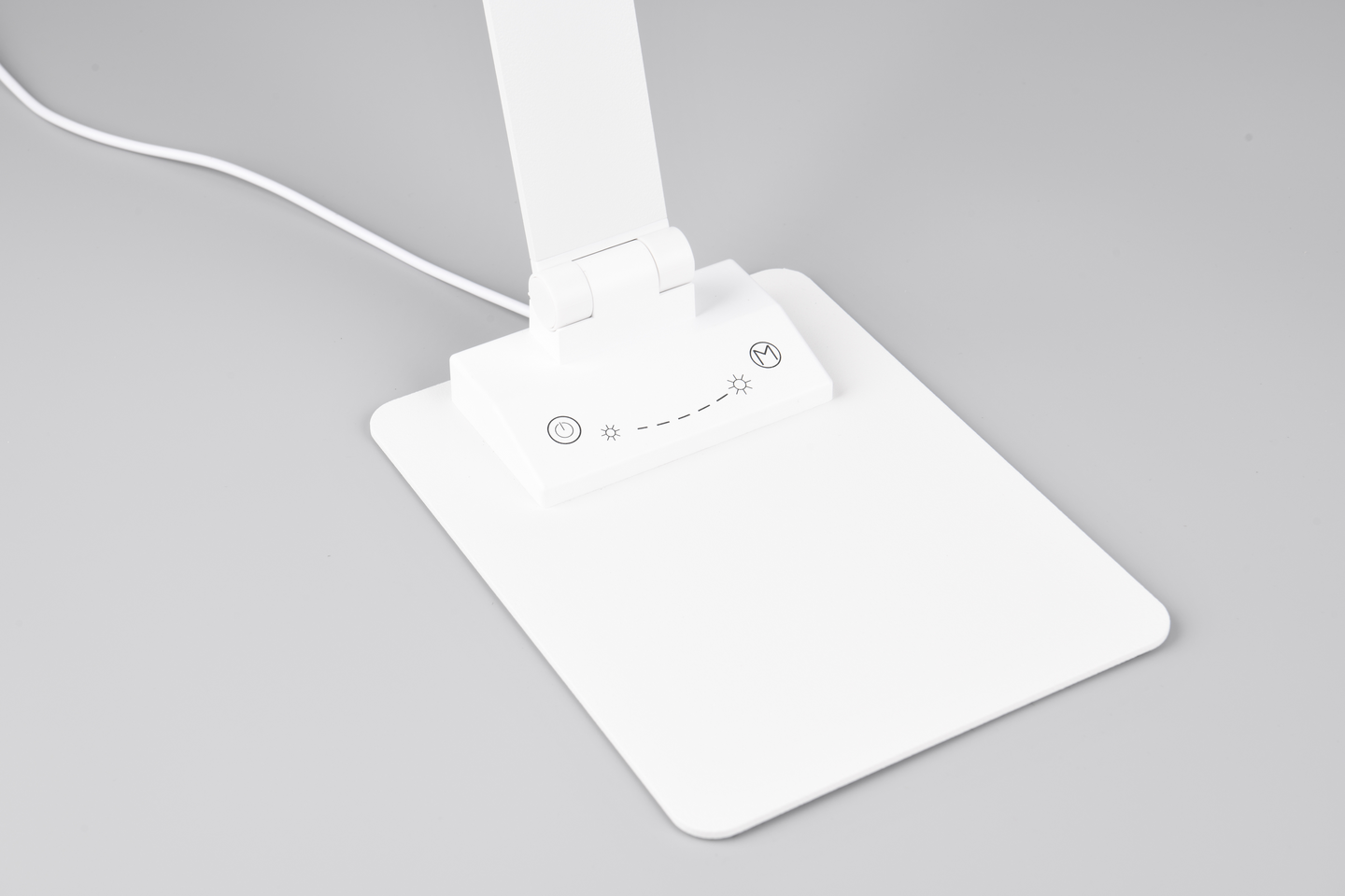 Pöytävalaisin TRIO Travis led 6,5W mattavalkoinen