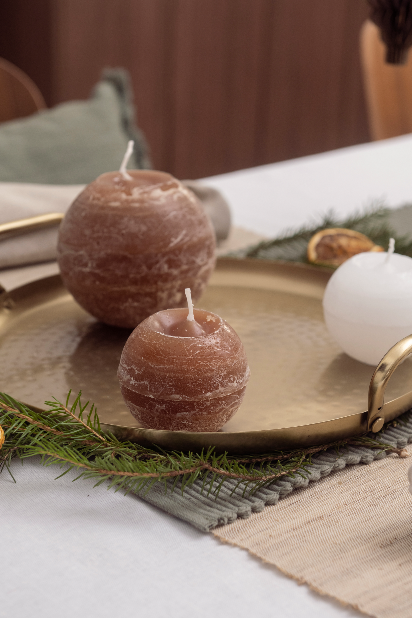 Pallokynttilä Fanni K rustiikki 12cm ruskea