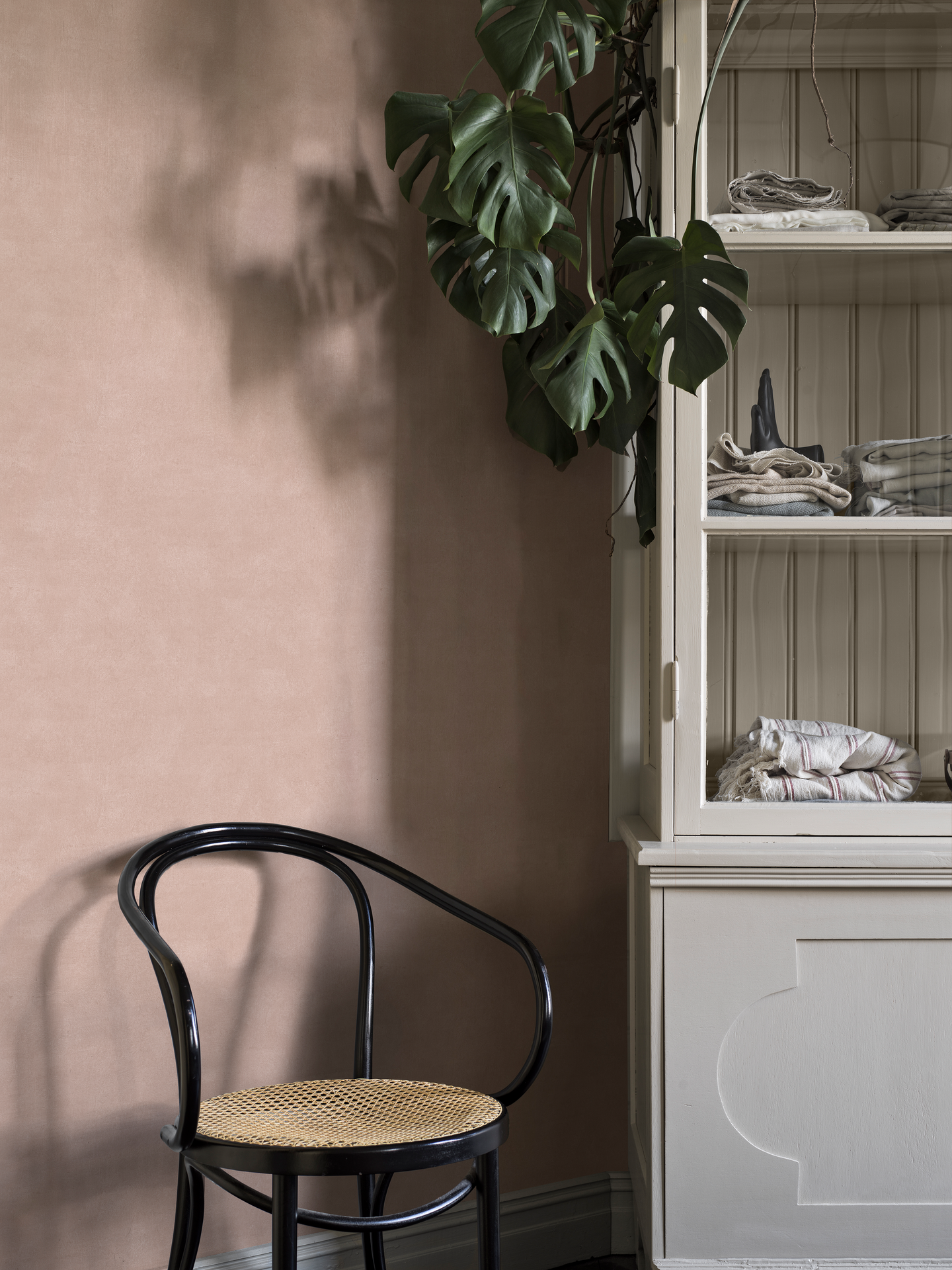 Kuitutapetti Boråstapeter Shades 6102 Rhodonite 10,05m