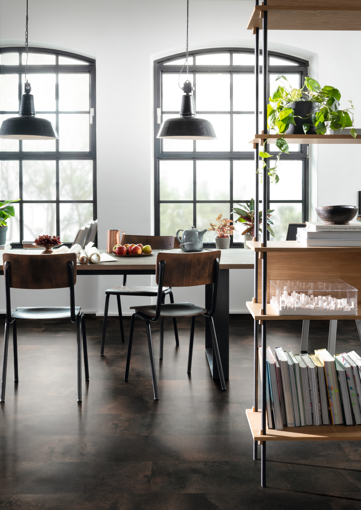 Hybridilattia Egger AquaDura+ EDF303 7,5mm KL33 V4+1 Antracite Titan 2,53m²