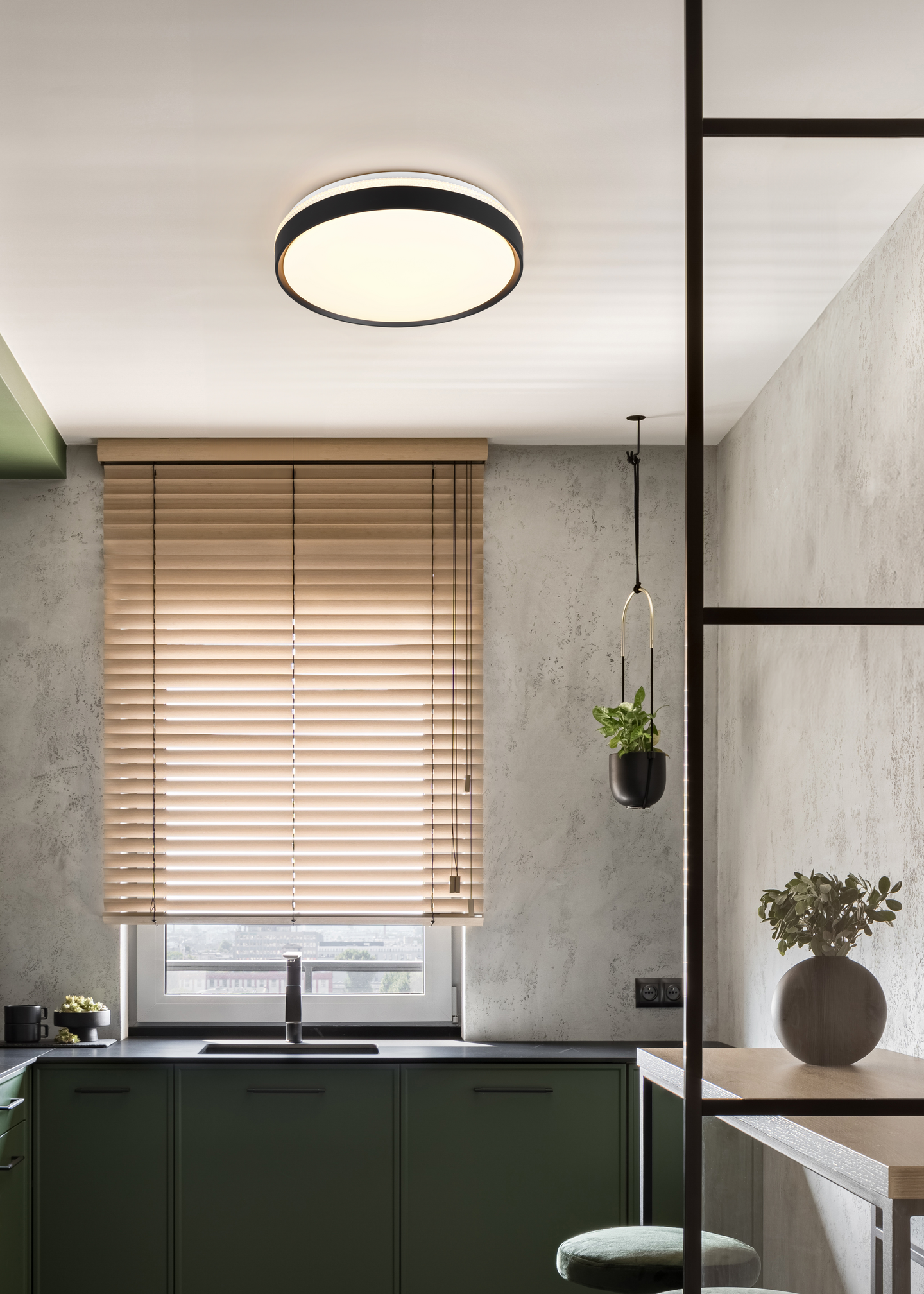 Kattovalaisin TRIO Spacy led 33W 3800lm mattamusta