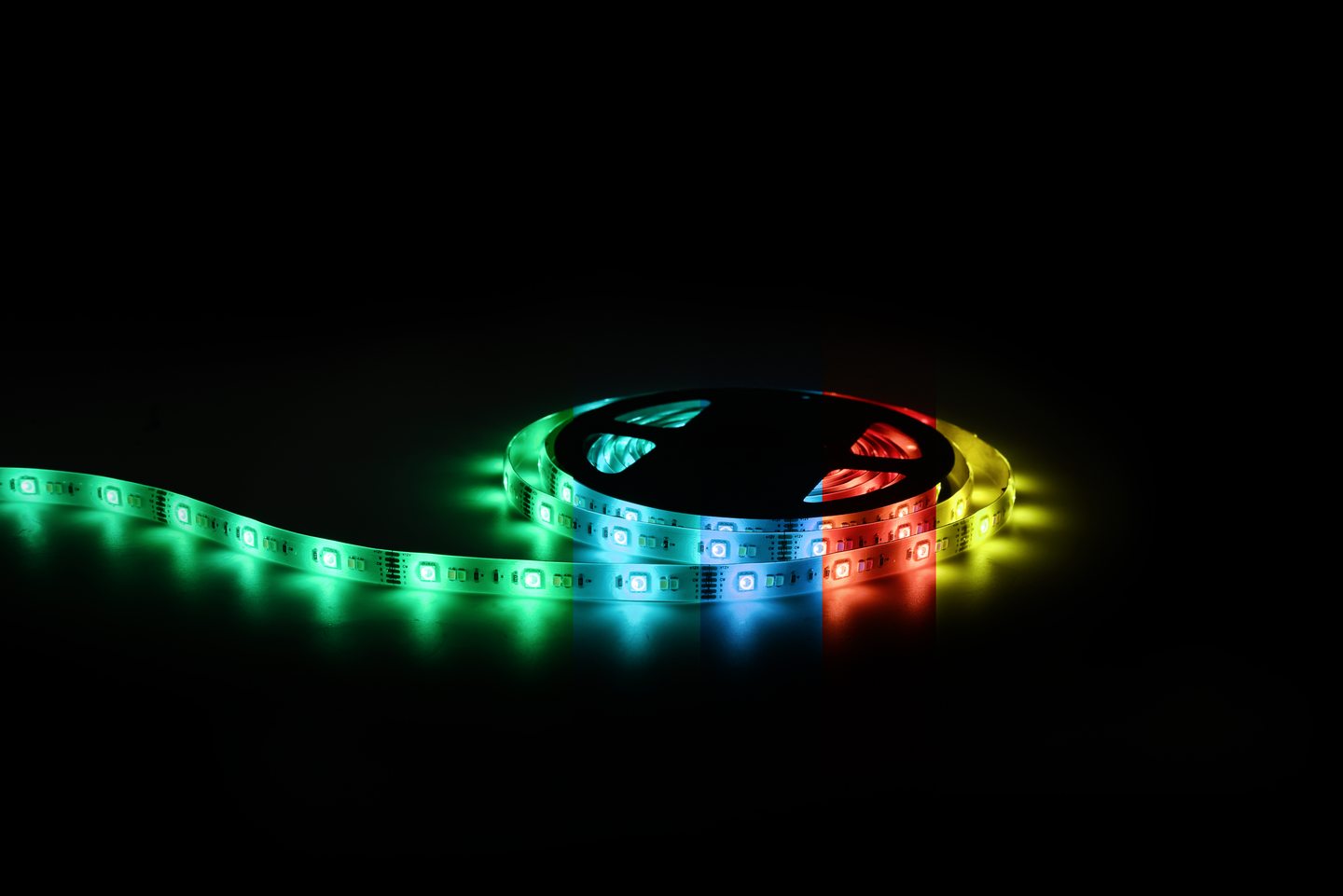 Valonauha Emax Smart Home 6,5W/m RGB+CCT 280lm/m IP20/IP44 Wi-Fi 3m