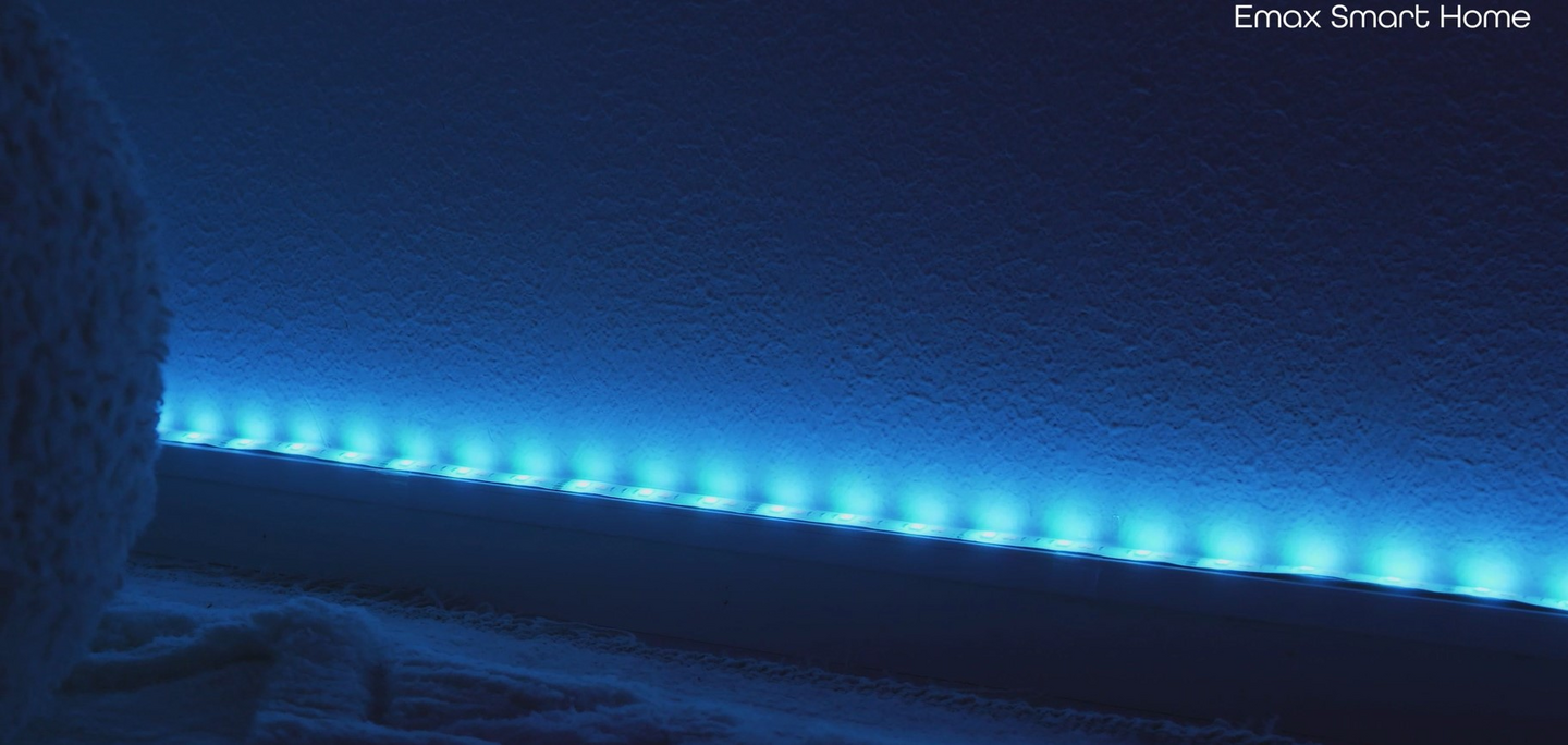 Valonauha Emax Smart Home 6,5W/m RGB+CCT 280lm/m IP20/IP44 Wi-Fi 3m