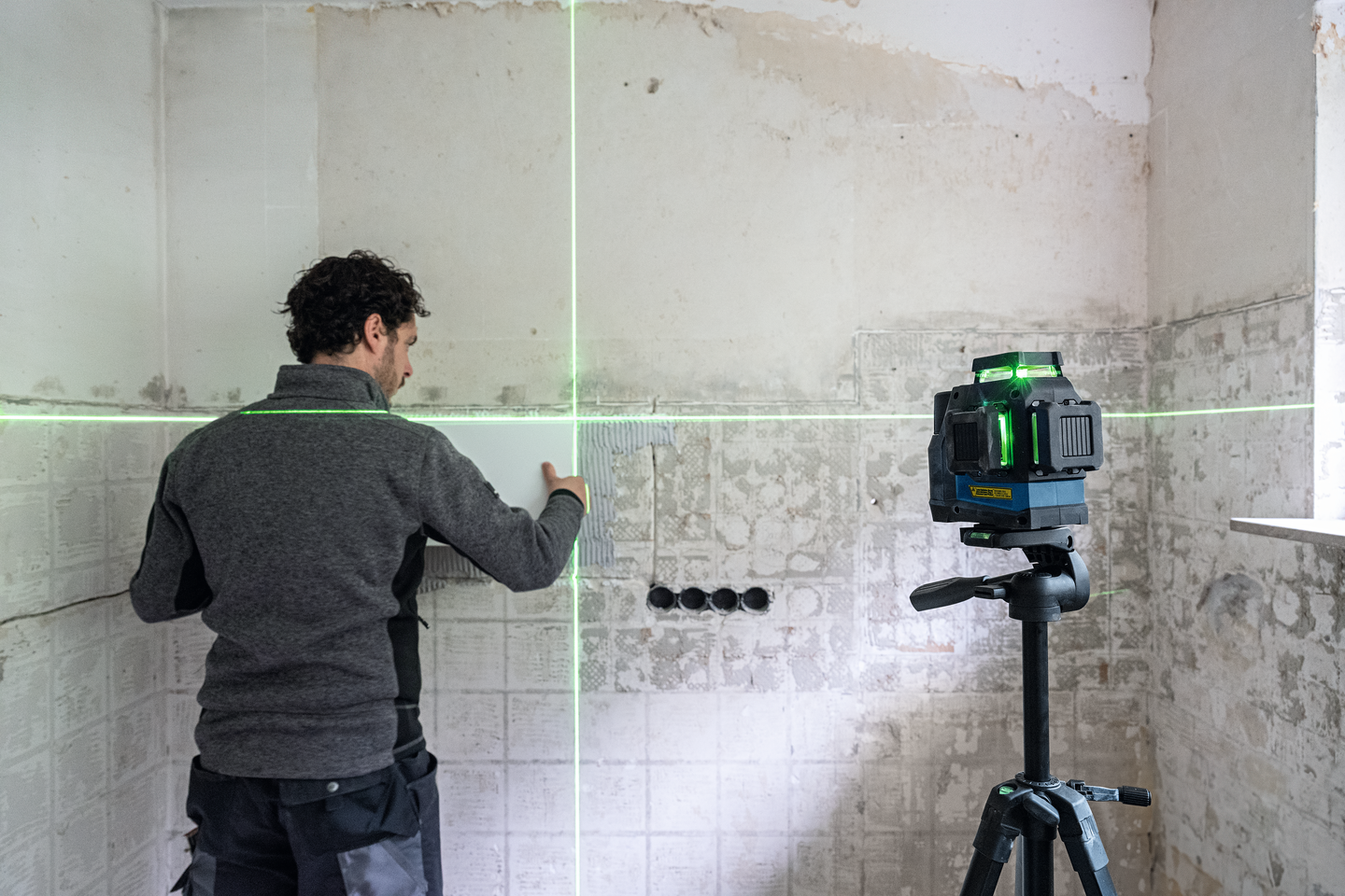 LINJELASER BOSCH GRÖN GLL 12V-100-33, CG/12V/DK