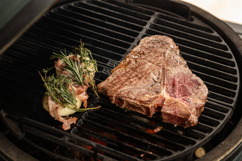 Valurautaritilä Big Green Egg puolikuu L