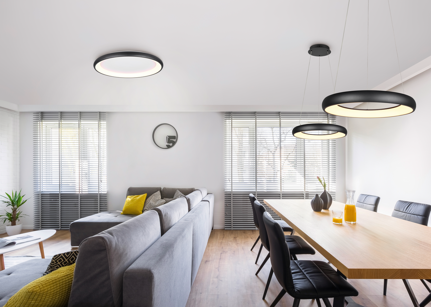 Kattovalaisin TRIO Cardona led 59W 6900lm 75cm musta