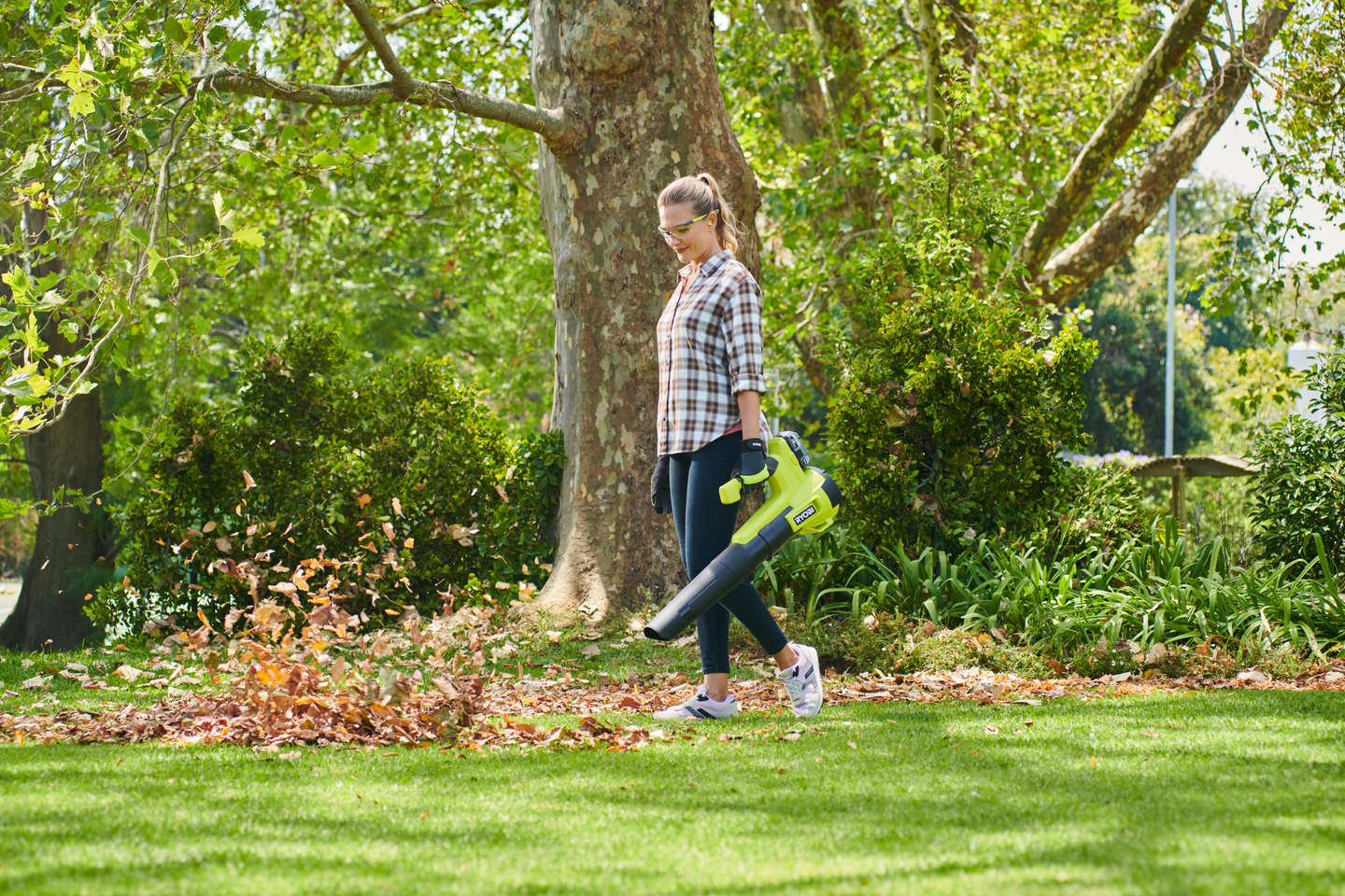 Akkupuhallin Ryobi RY18BLB-140 18V ONE+ 1x4,0Ah