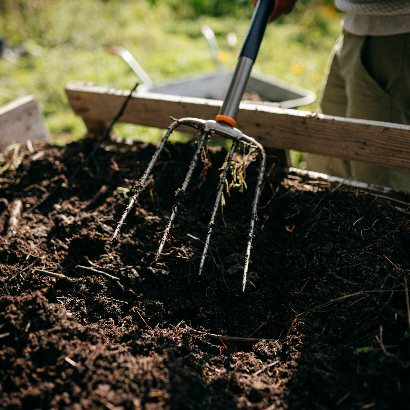 Kompostitalikko Fiskars Ergonomic