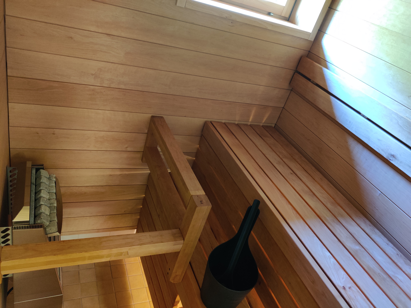 Sähkökiuas Mondex Ahti M 8kW