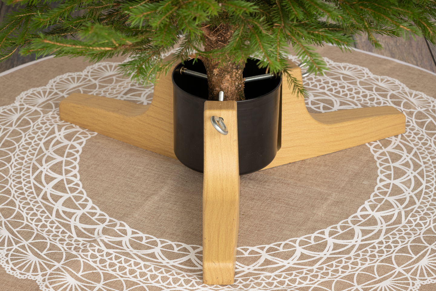 Kuusenjalka Winteria Woody musta/puu halkaisija 62cm