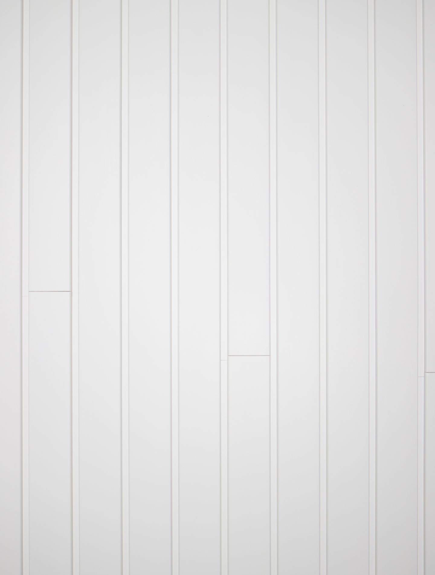 Sisustuspaneeli 15x95x2980 STP päätypontattu mänty valkoinen