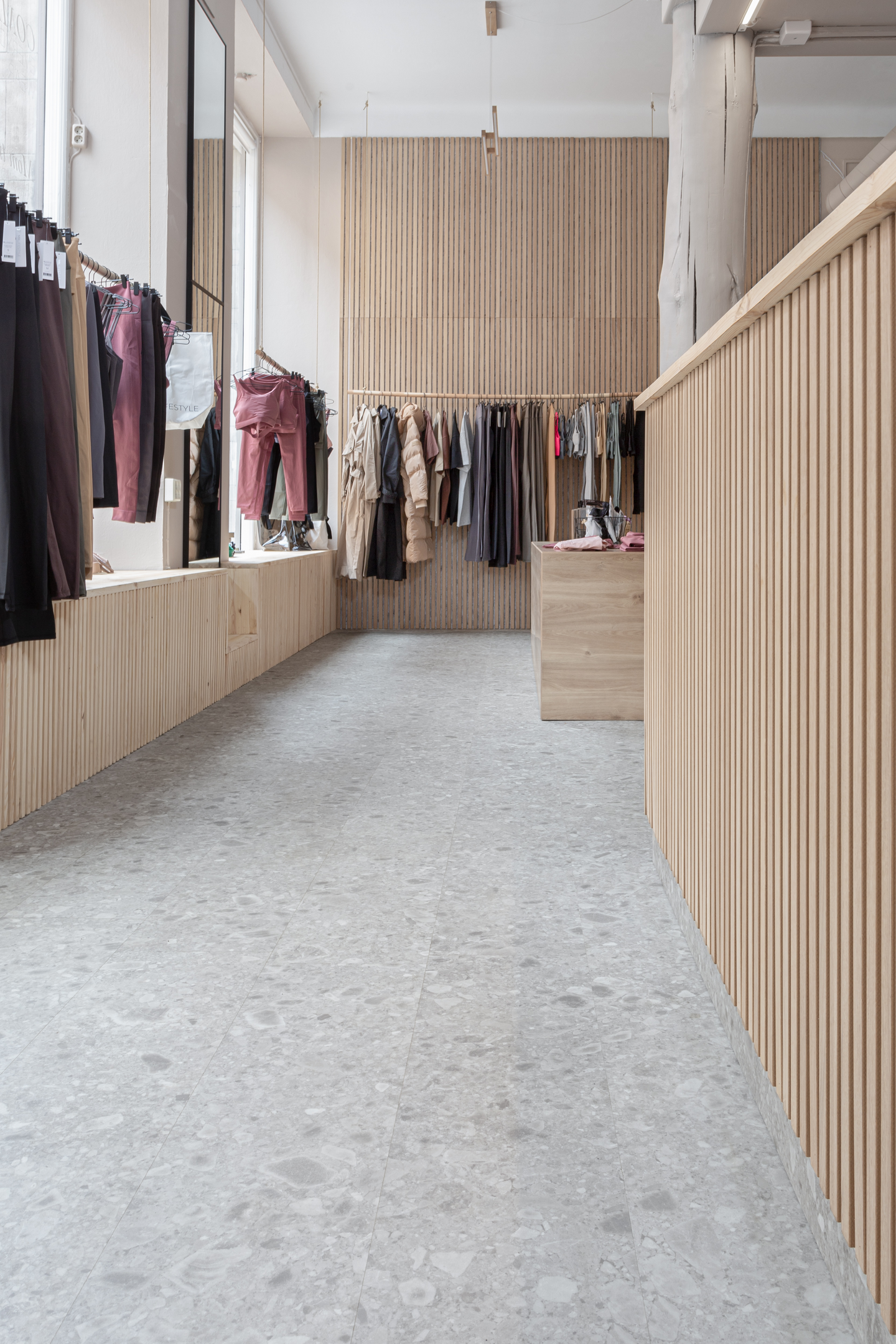 MAXWEAR STONE CEPPO GREY 2,16 115554 299X1190X11MM