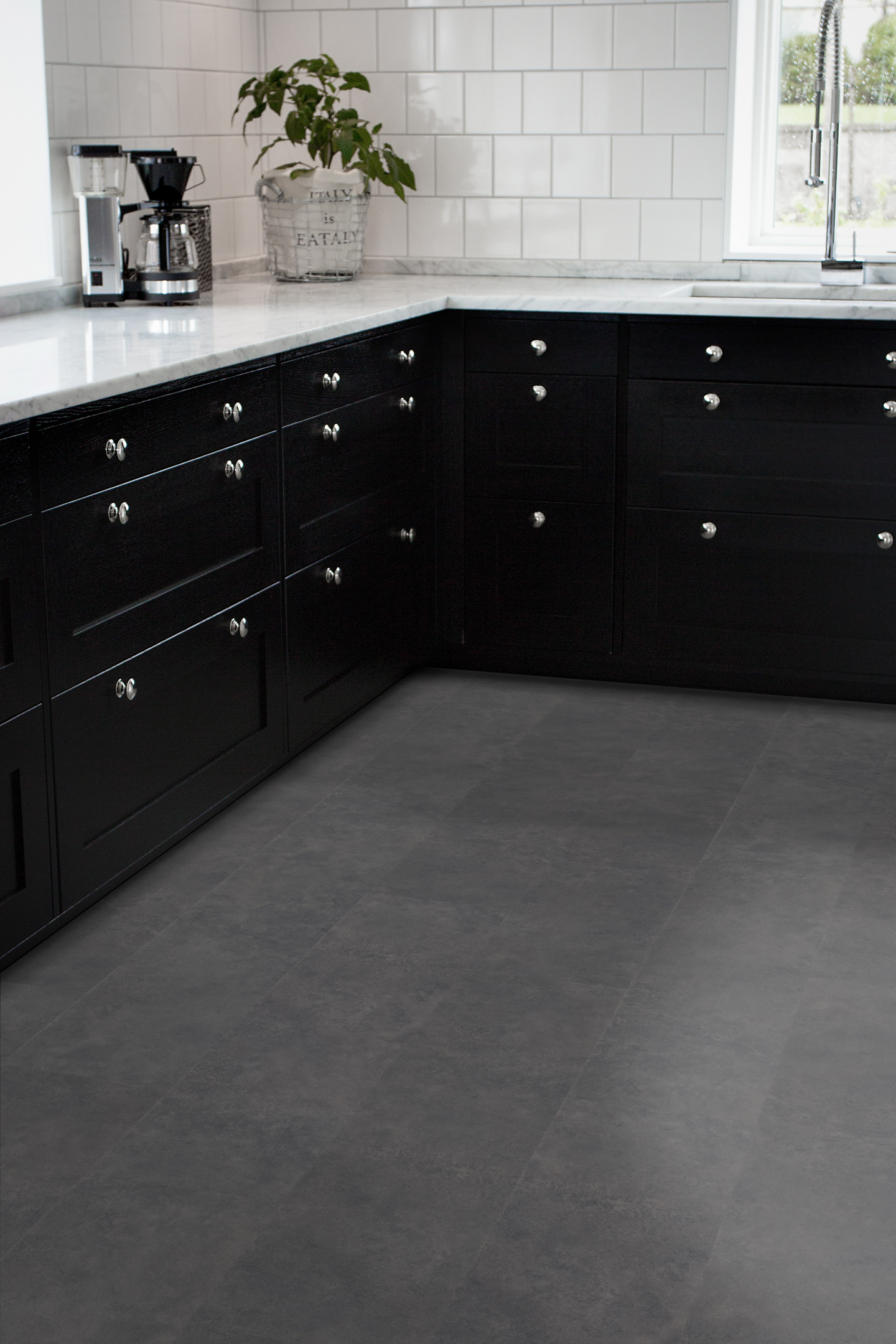 MAXWEAR GOLVABIA STONE BASALT 2,16M² 115553 299X1190X11MM MÖRKGRÅ