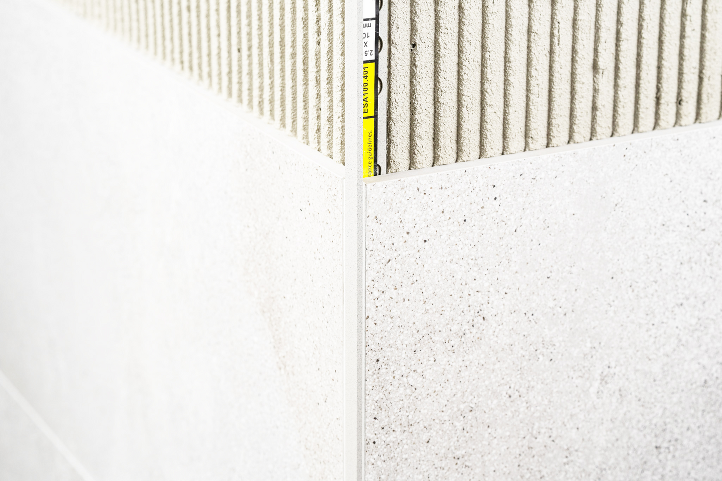 Laattalista Genesis L-malli 8mm 250cm chalk stone