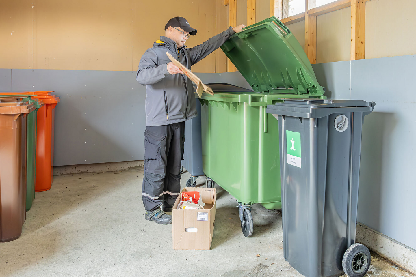 Jäteastia Helesi 660l vihreä