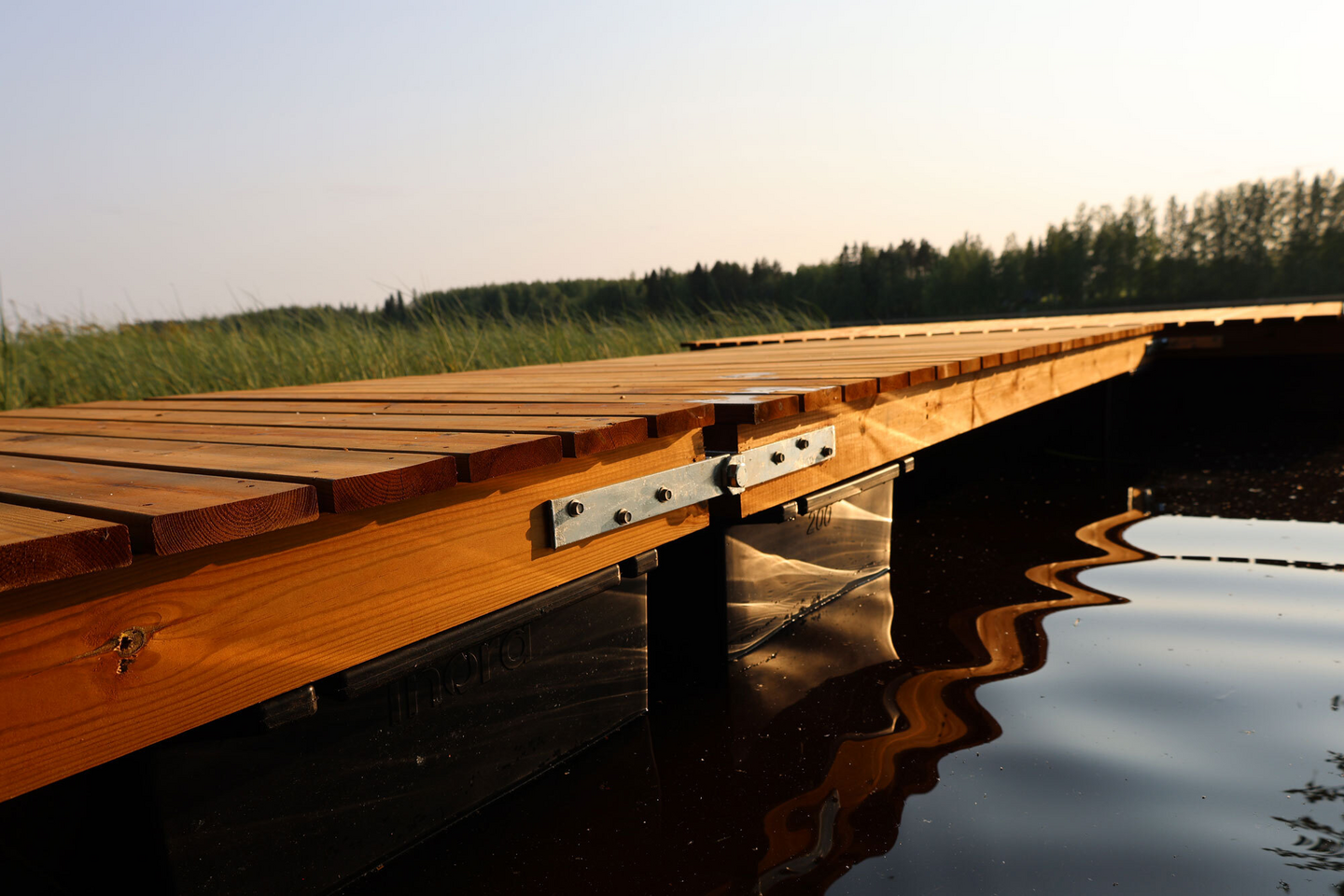 Laiturin jatkoliitossarja Inora