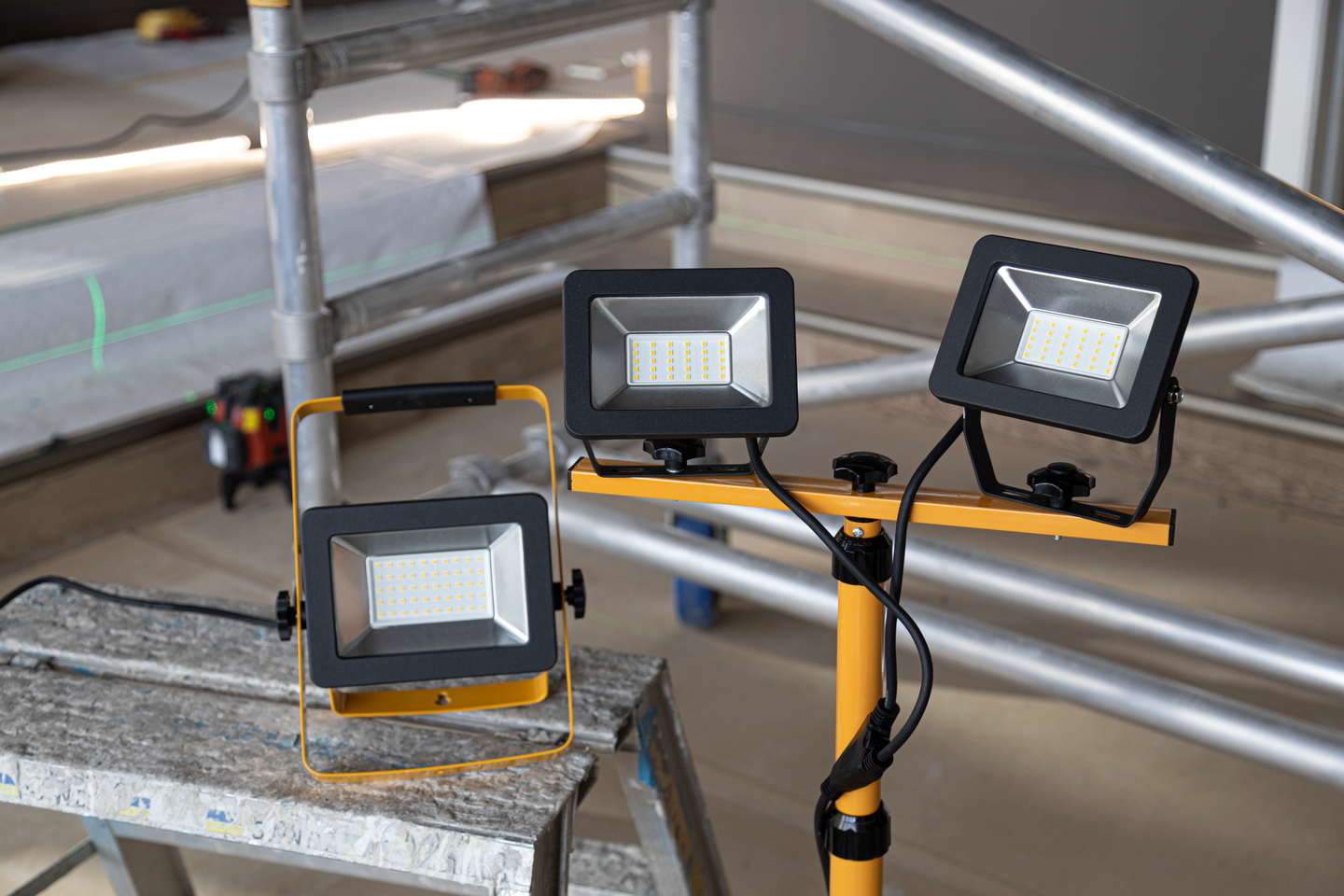 ARBETSLAMPA OPAL 50W 4250LM IP44, E-FECT II