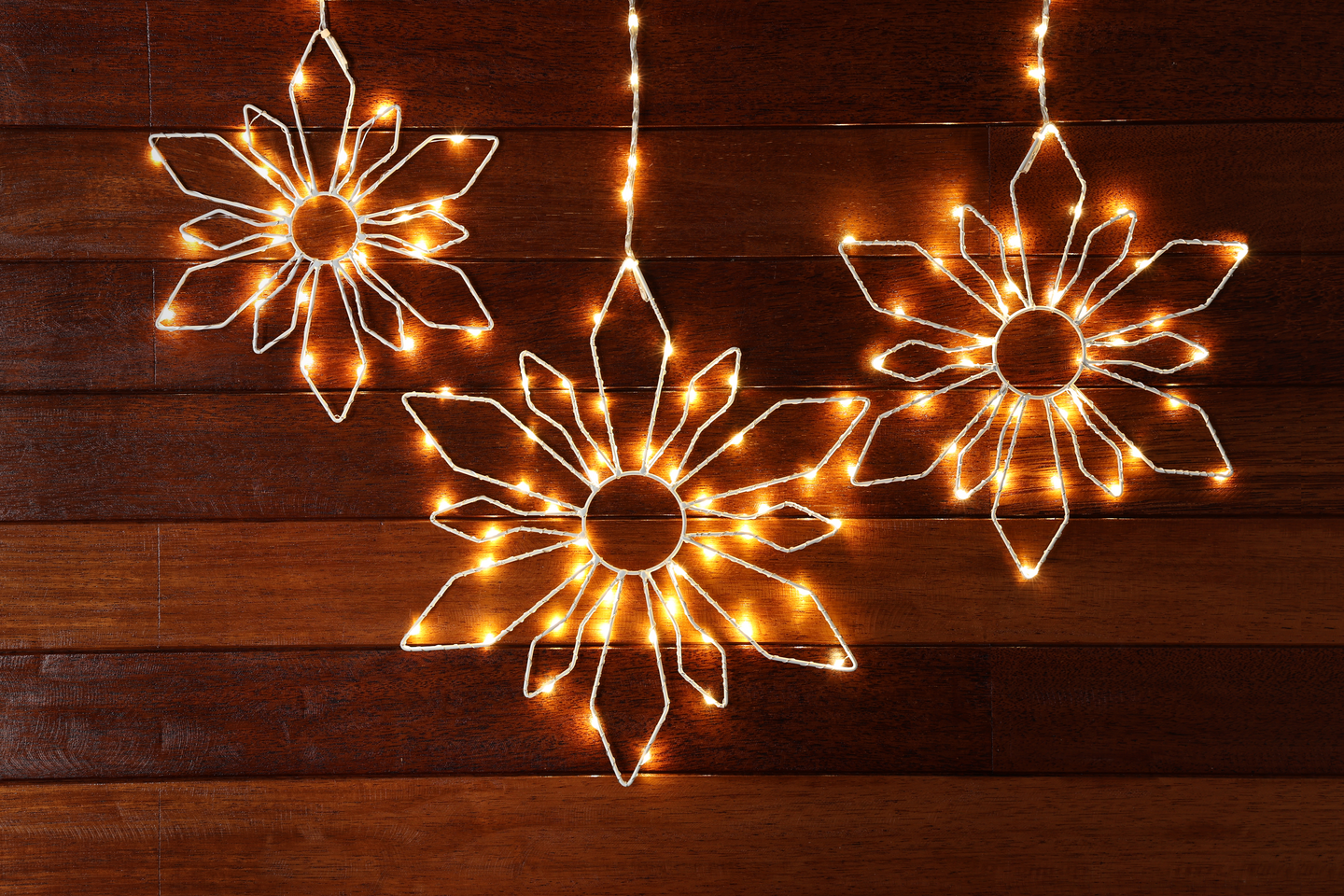 Valokoriste Cello Flake 3-osainen 120led