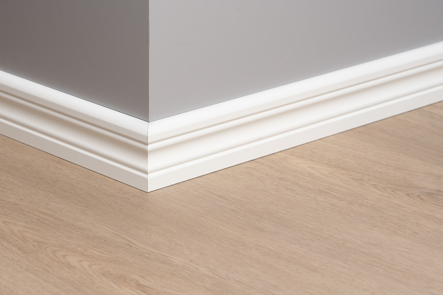 Jalkalista 12x58x3300mm MDF koriste valkoinen 376-20