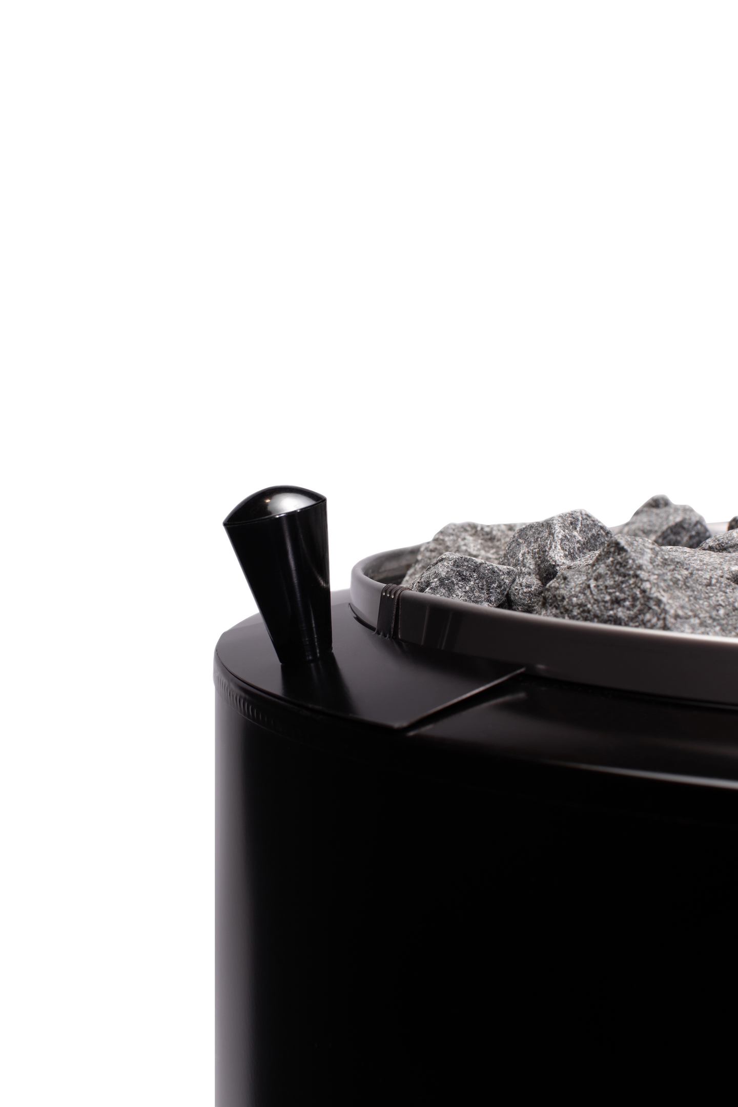 Puukiuas Narvi Luosto VS Black vesisäiliöllä