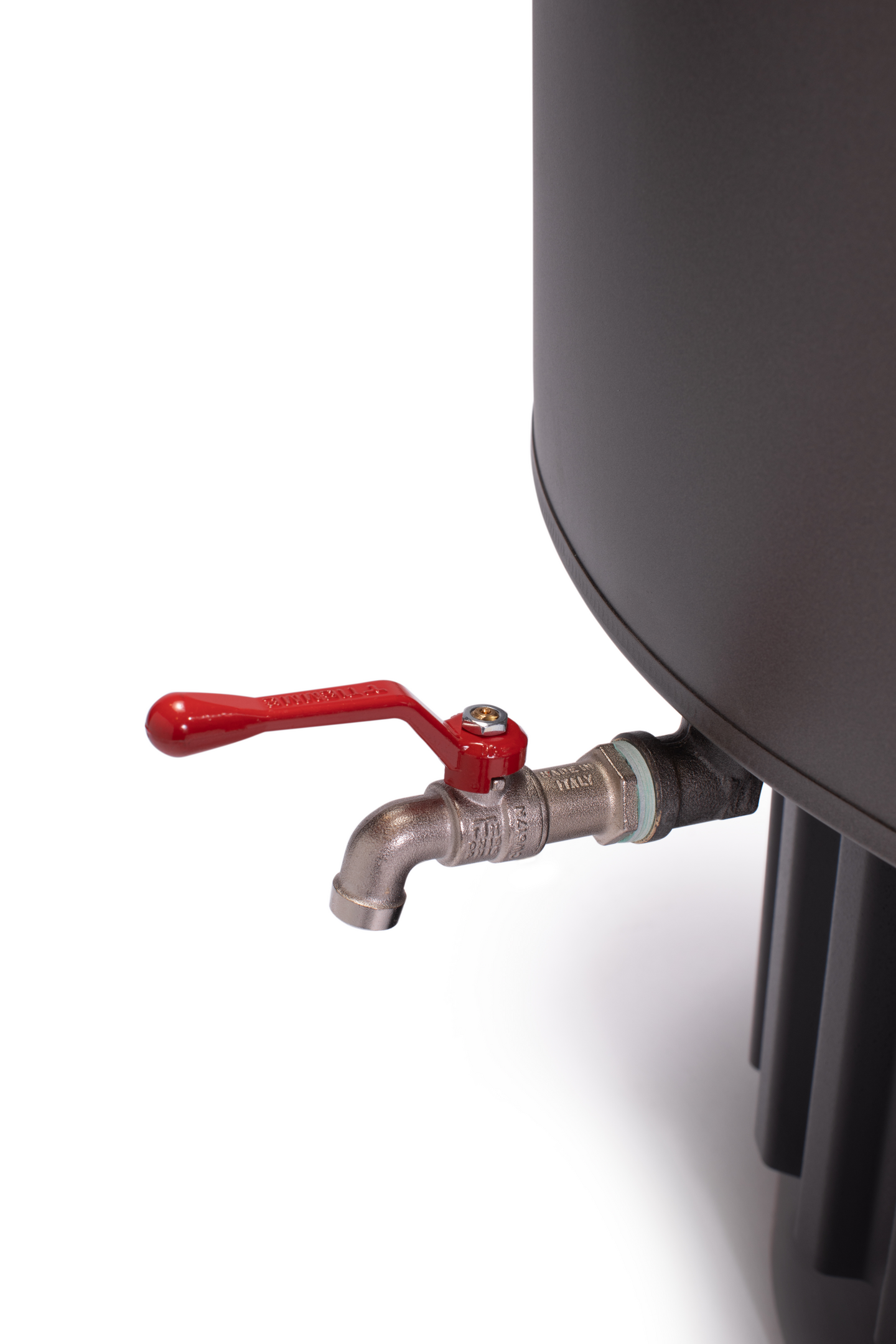 Puukiuas Narvi Luosto vesisäiliöllä 2145