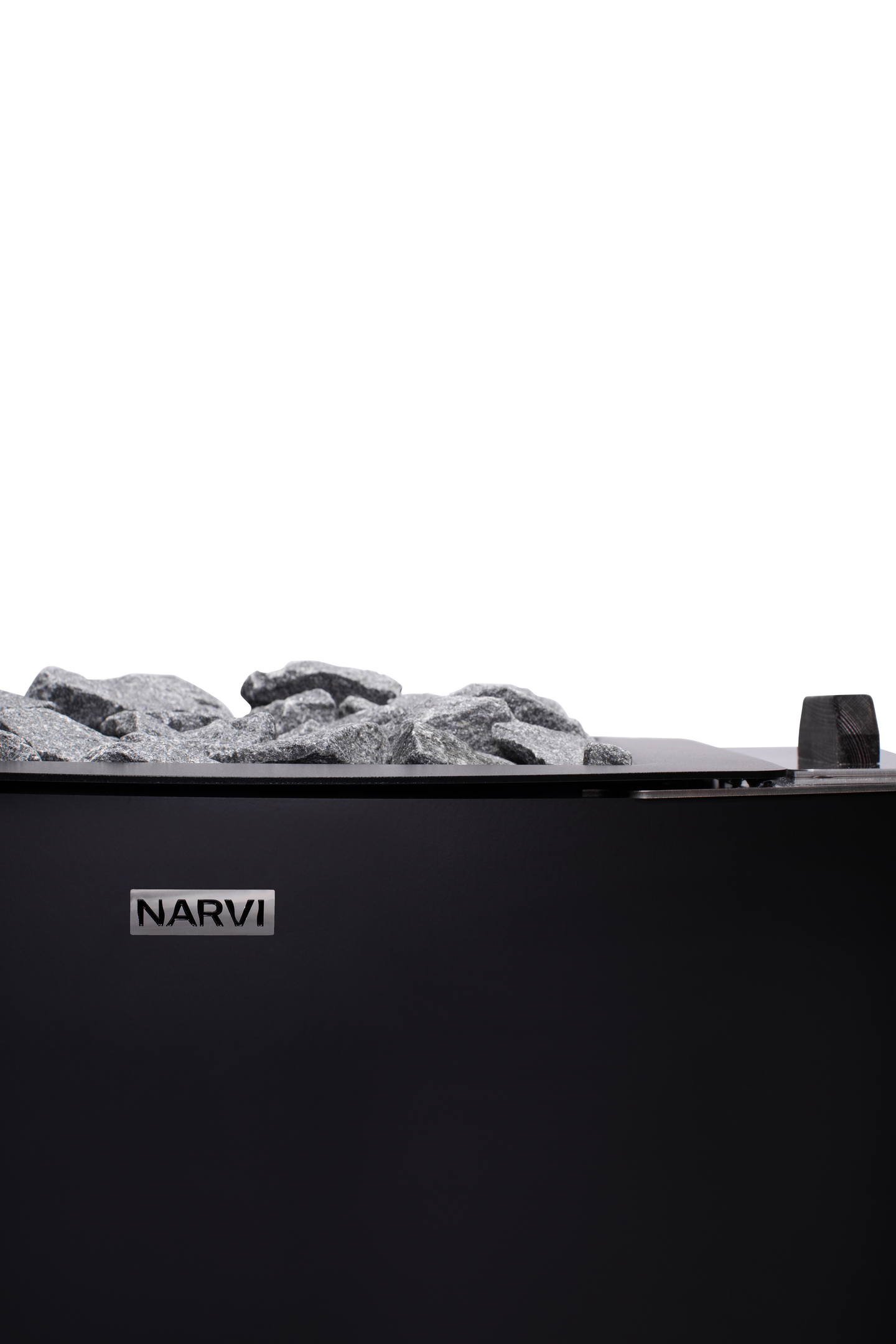 Puukiuas Narvi NC 20 VSO vesisäiliö oikealla