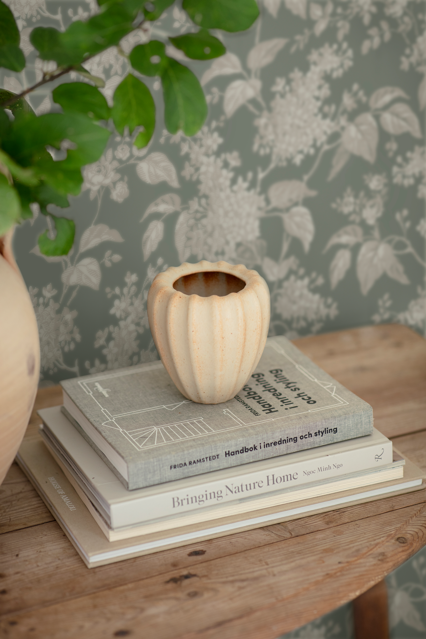 Kuitutapetti Boråstapeter Österlen 6963 Syren 10,05m