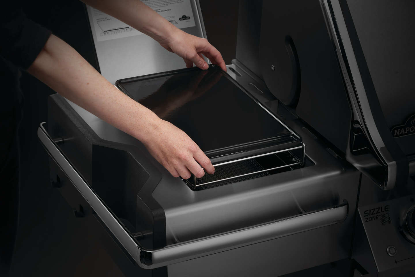 Umpiparila Napoleon SizzleZone sivupolttimoon, iso