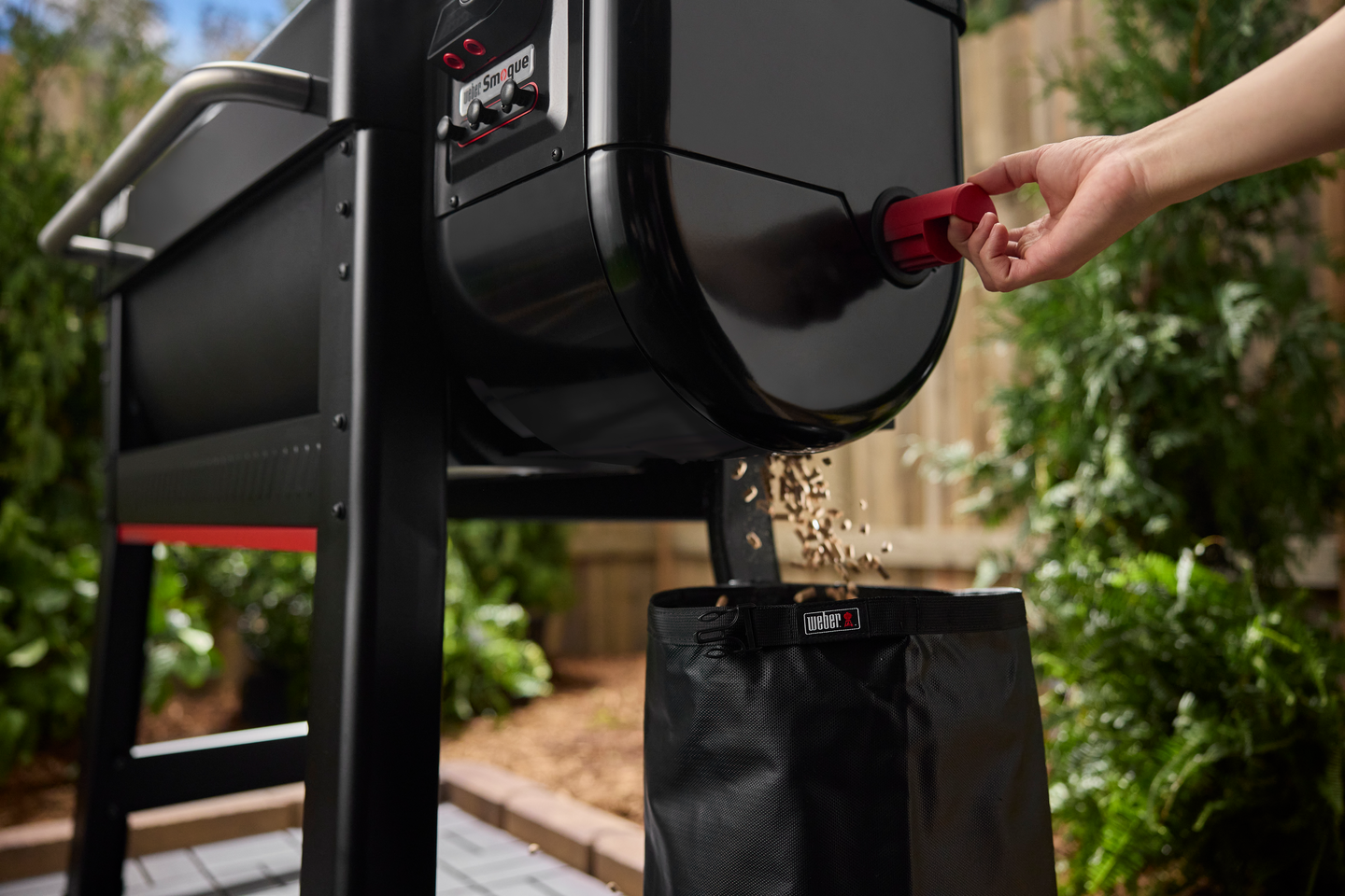 Pellettigrilli Weber Smoque 500