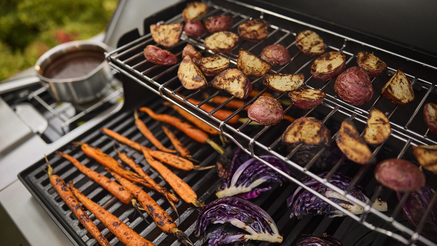 Kaasugrilli Weber Genesis EP-435W