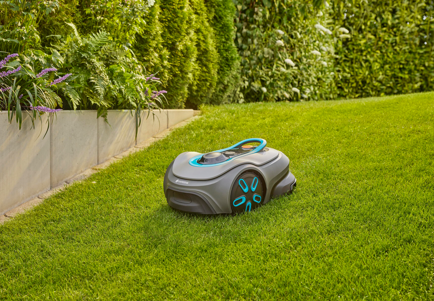 Robottiruohonleikkuri GARDENA Smart Sileno Free 600