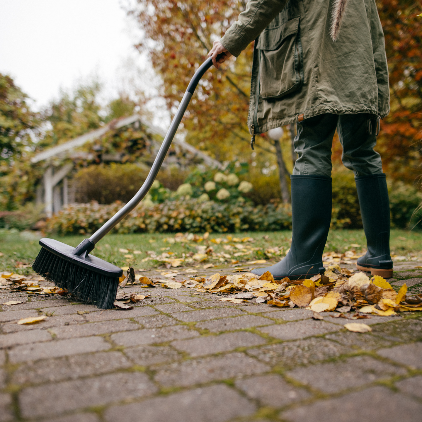 Harja Fiskars Ergonomic taivutettu varsi S
