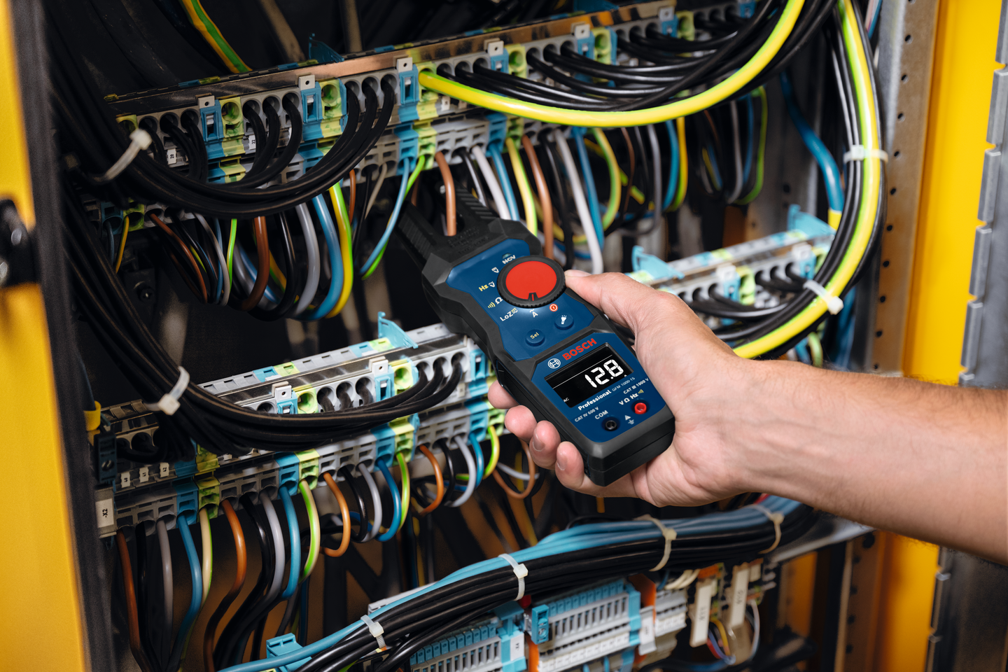 Pihtimittari avoleuka Bosch GFM 1000-15 2xAA-paristot ja kotelo